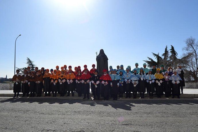 Foto de Familia de la Universidad Católica de Ávila.
