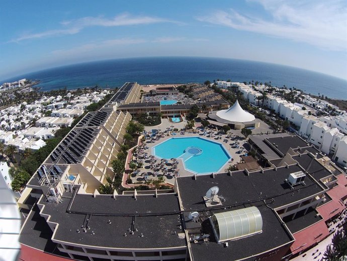 Archivo - Hotel Coronas Playa en Costa Teguise (Lanzarote)