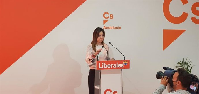 Isabel González, en la sede de Ciudadanos.
