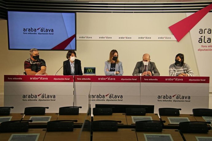 Presentación de la nueva edición del 'Torneo nacional de parabádminton Ciudad de Vitoria-Gasteiz'.