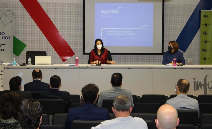 La Consejera De Empresa Apuesta Por La Colaboración Público-Privada Para Diversificar El Modelo De Crecimiento De La Región