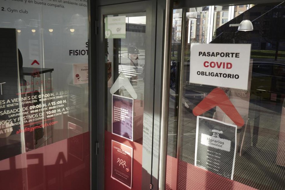 Fachada un establecimiento que pide el pasaporte covid 