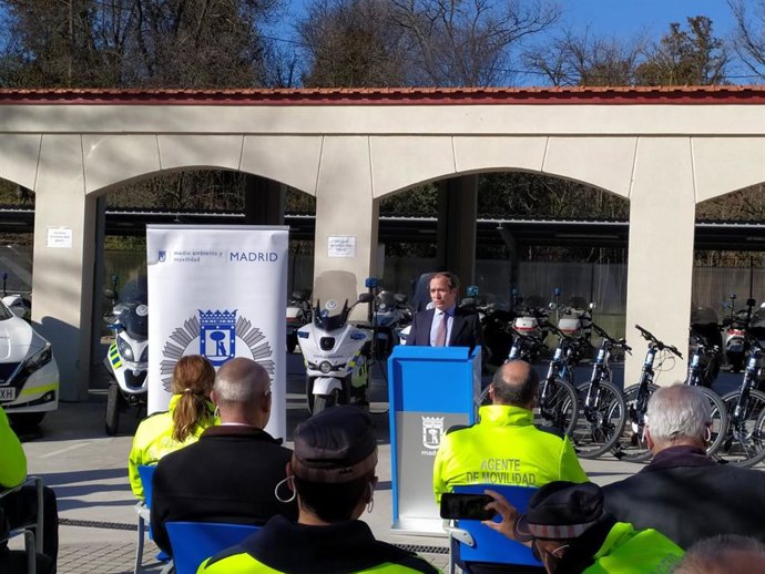 El delegado de Medio Ambiente y Movilidad, Borja Carabante.