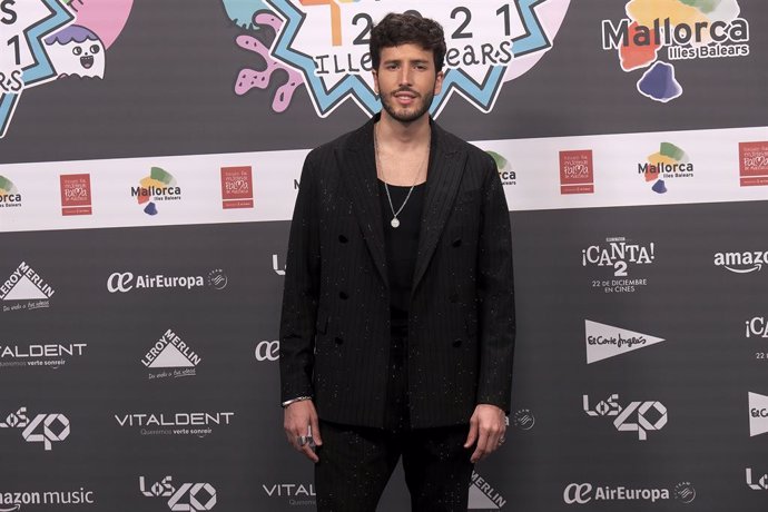 Archivo - El cantante Sebastián Yatra posa en el photocall de los 40 Music Awards 2021 en el Veldrom de Palma, a 12 de noviembre de 2021, en Palma de Mallorca