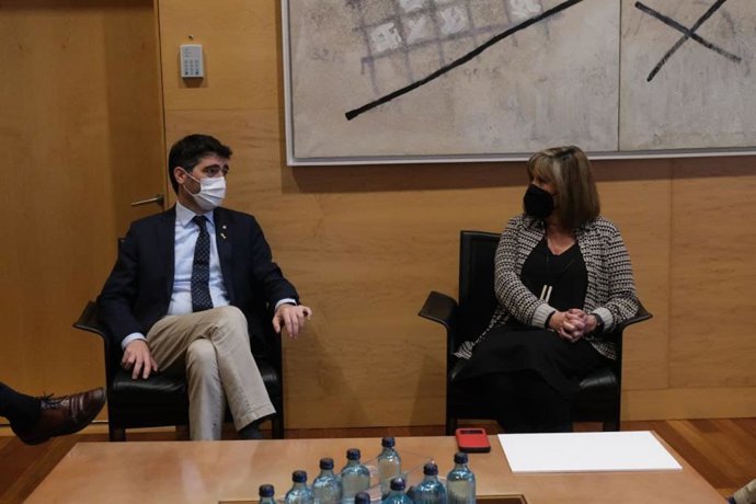Puigneró se reúne con la alcaldesa Marín en L'Hospitalet (Barcelona) para tratar tres proyectos estratégicos