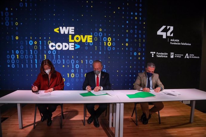La Junta se suma al acuerdo de colaboración de Fundación Telefónica y Ayuntamiento para impulsar '42 Málaga'