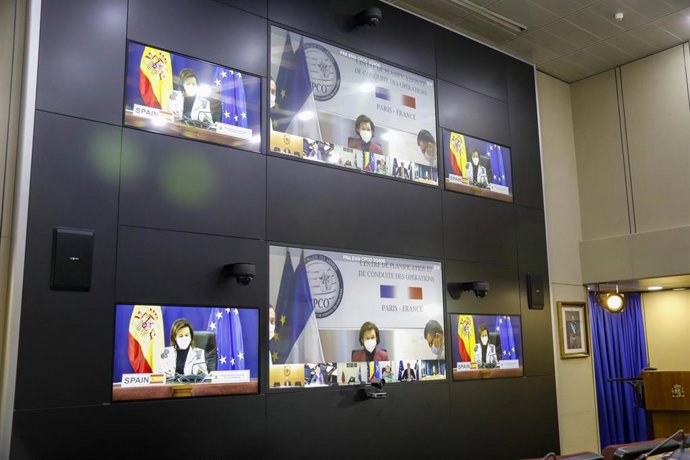 La ministra de Defensa, Margarita Robles, en la videconferencia sobre Mali convocada por la ministra francesa de Defensa, Florence Parly