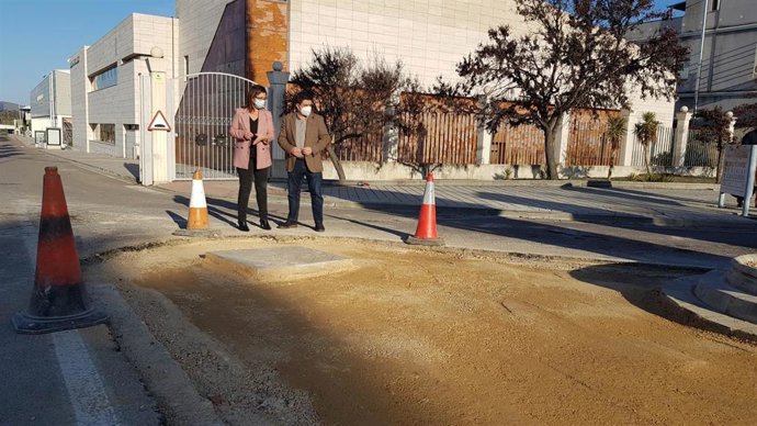 Visita a las obras para ampliar los carriles de salida del Ifeja.