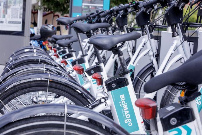 Archivo - Bicicletas eléctricas