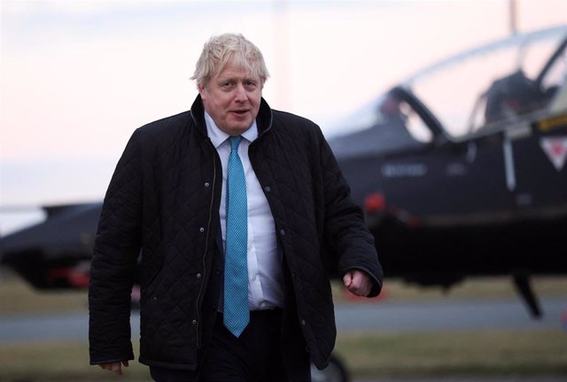 El primer ministro de Reino Unido, Boris Johnson, en una visita al norte de Gales.