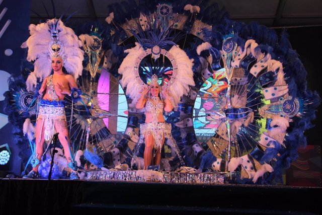Archivo - 'Estrellas Glamurosas' se alzaban con la Máscara del Carnaval de San Pedro del Pinatar en 2020