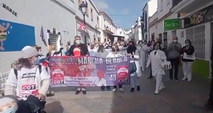 La Marcha Blanca de CGT por la atención domiciliaria llega al Campo de Gibraltar