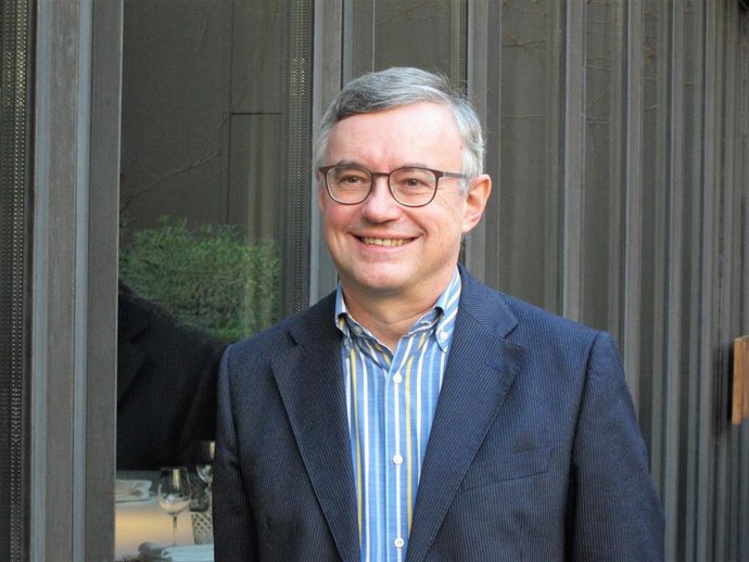 El historiador italiano Alessandro Barbero, que ha publicado 'Dante' (Acantilado)