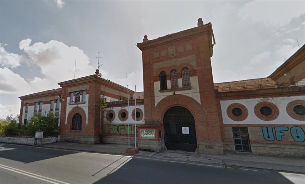 Archivo - La cárcel vieja de Cáceres.