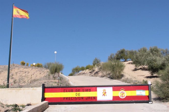 Ayuntamiento de Jaén suscribe un convenio con el Club de Tiro 'Rey Alhamar' para retomar las prácticas de la Policía Local