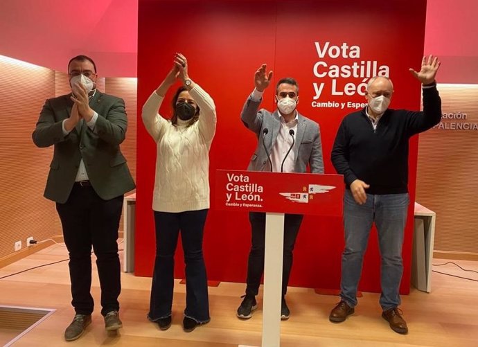 El secretario general de la FSA-PSOE y presidente del Principado, Adrián Barbón, que hoy participa en varios actos de la campaña del PSOE en Castilla y León en distintos puntos de la provincia de Palencia.