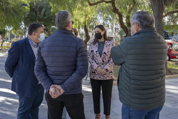 Archivo - Ayuntamiento de San Fernando invertirá cerca de 45.000 euros en mejorar el acerado de la calle Alcázar de Segovia