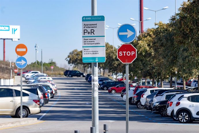 L'AMB engega a Viladecans el nov 'Park & Ride' de l'rea de Barcelona