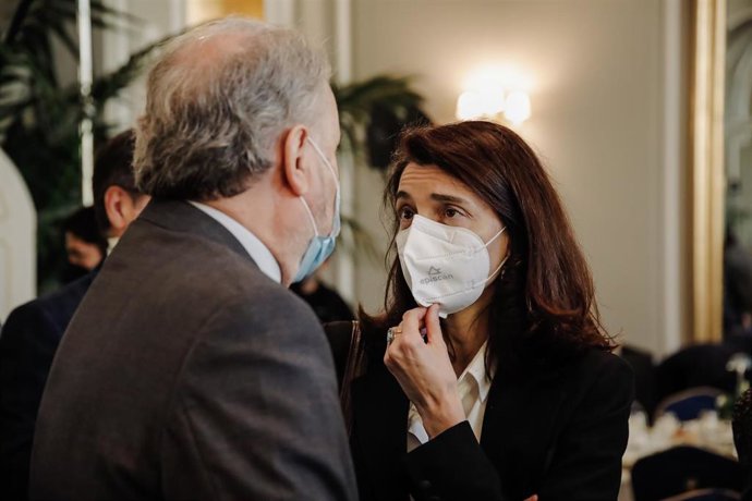 La ministra de Justicia, Pilar Llop, conversa en un desayuno informativo organizado por Nueva Economía Fórum, en el Hotel Mandarin Oriental Ritz, a 20 de enero de 2022, en Madrid, (España).
