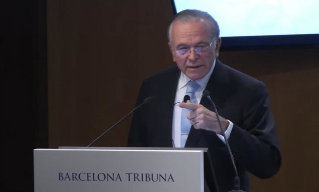 El presidente de la Fundación La Caixa, Isidre Fainé, en la tribuna de Sebap y 'La Vanguardia'.