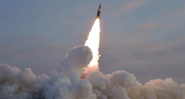 Arxiu - Imatge de recurs d'un míssil balístic de Corea del Nord