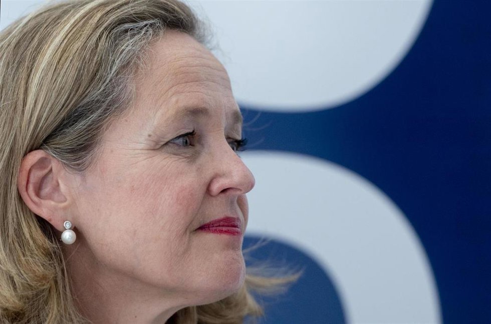La vicepresidenta primera y ministra de Asuntos Económicos y Transformación Digital, Nadia Calviño, interviene en un almuerzo coloquio durante la segunda jornada de la XII edición de Spain Investors Day (SID).