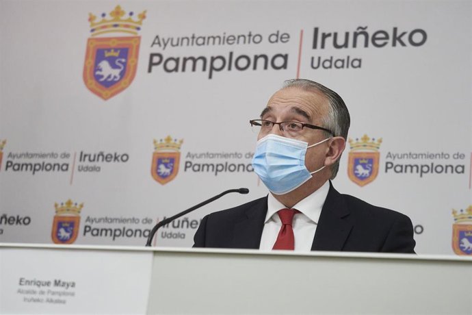 Archivo - El alcalde de Pamplona, Enrique Maya, en una rueda de prensa (archivo)