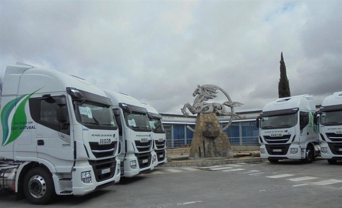 Archivo - Modelo Stralis NP 400 de Iveco para Acotral
