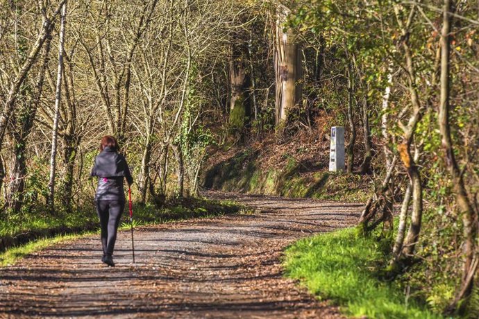 Peregrina haciendo el Camino de Santiago.