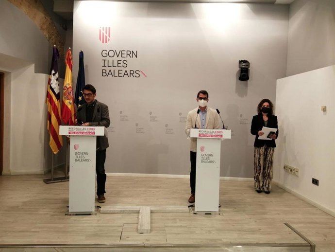 El conseller Iago Negueruela, en rueda de prensa.