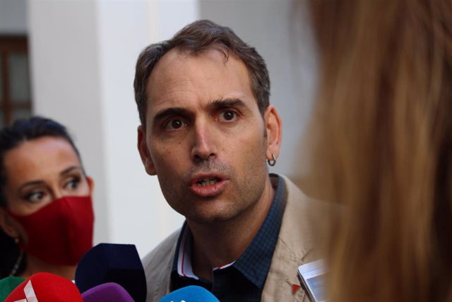 El coordinador general de IU Andalucía y portavoz de Unidas Podemos por Andalucía, Toni Valero.