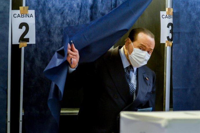 Archivo - Silvio Berlusconi, ex primer ministro de Italia