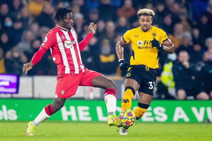 El jugador español Adama Traoré en un partido de la Premier League con los Wolves