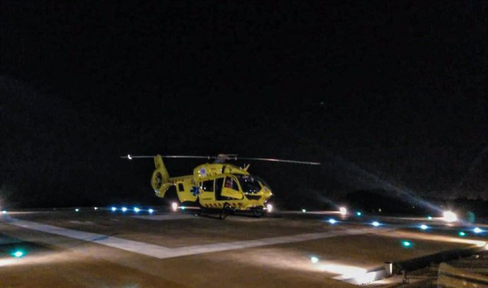 Imagen del helicóptero del SEM en el Hospital Germans Trias i Pujol