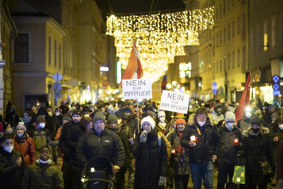 Archivo - Manifestación antivacunas en Austria