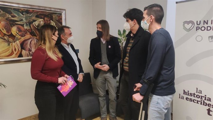 Pablo Fernández presenta la candidatura de Unidas Podemos en Palencia.
