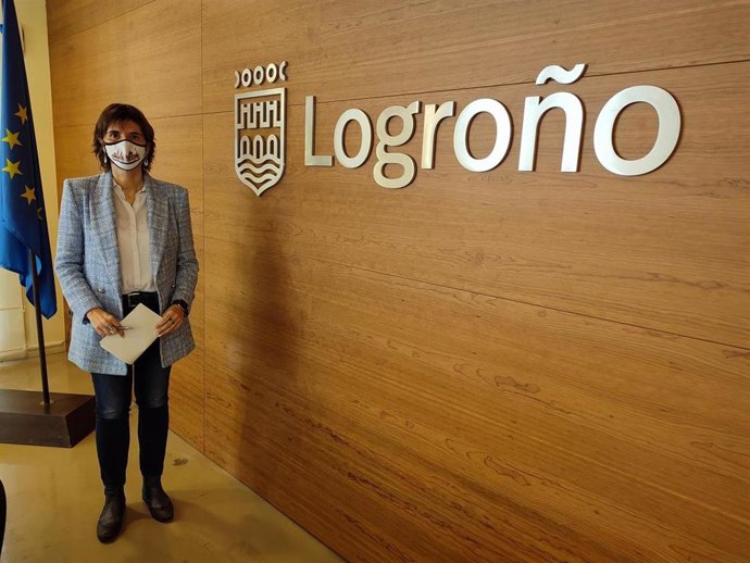 La concejala de Igualdad, Eva Tobías, tras la comparecencia de prensa