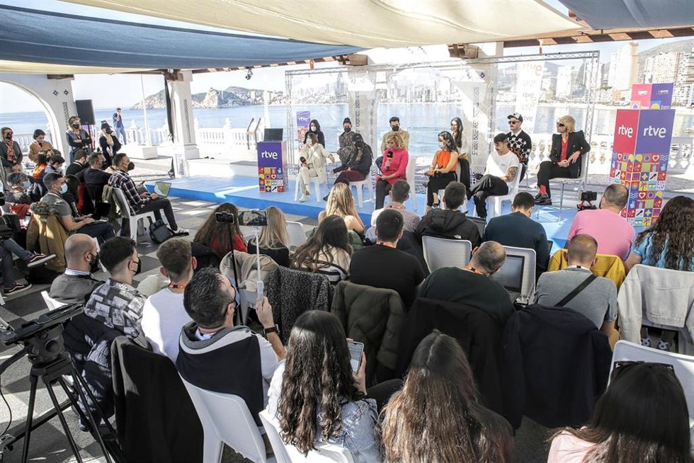 Rueda de prensa de los ochos finalistas de las dos semifinales del Benidorm Fest 2022, en el Mirador del Castillo, a 27 de enero de 2022, en Benidorm, Alicante, Comunidad Valenciana (España). Benidorm Fest es un festival organizado por RTVE con el fin d