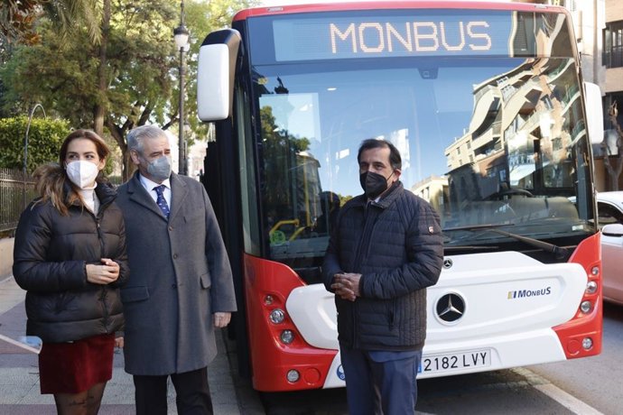 La flota de Transportes de Murcia y Pedanías incorpora cinco nuevos autobuses