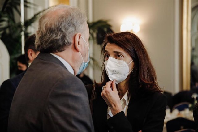 La ministra de Justicia, Pilar Llop, conversa en un desayuno informativo organizado por Nueva Economía Fórum, en el Hotel Mandarin Oriental Ritz, a 20 de enero de 2022, en Madrid, (España).