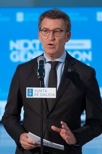 Feijóo defiende el passcovid y admite "un problema" para los infectados sin refuerzo por la fecha de validez