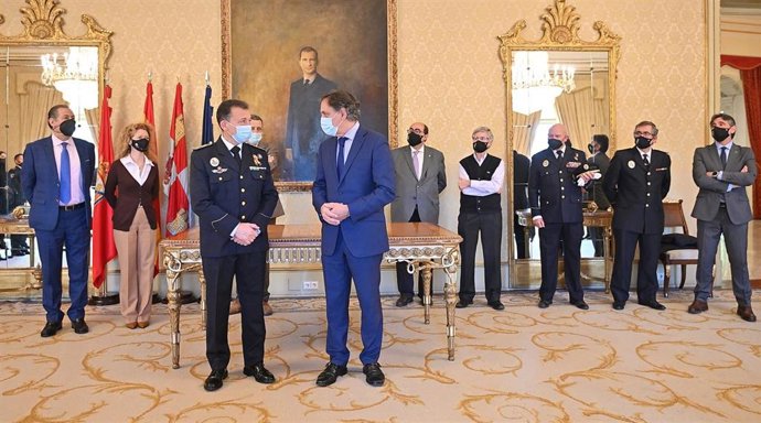 Toma de posesión de Alejandro Herrero Zarzuela como intendente de la Policía Local de Salamanca.