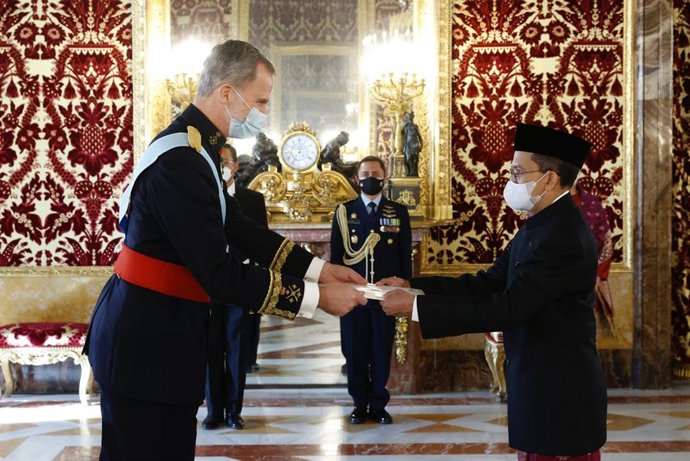 Archivo - El Rey Recibe La Carta Credencial Del Embajador De Indonesia, Muhammad Najib
