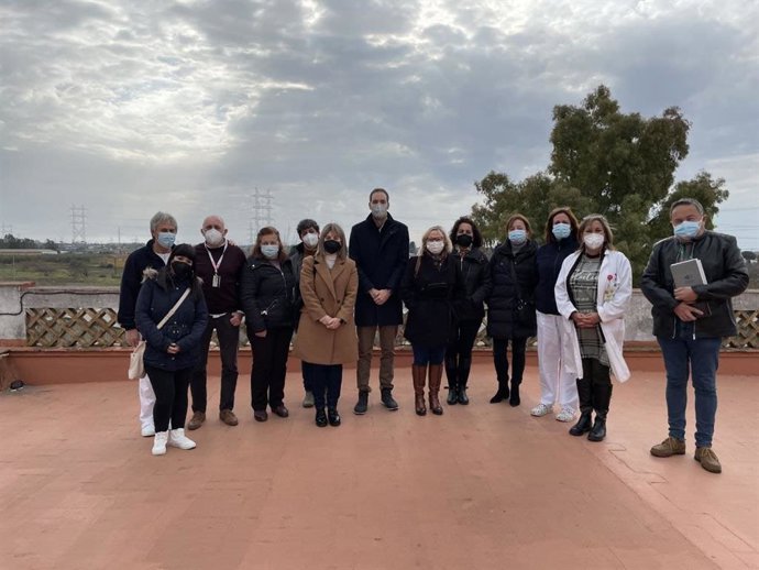 Reunión entre Unidas Podemos por Dos Hermanas, sindicatos y trabajadores del Tomillar.