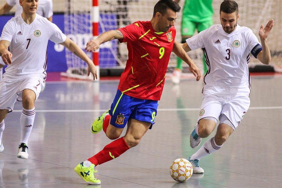 Archivo - Sergio Lozano, en un partido frente a Letonia con la selección española de fútbol sala