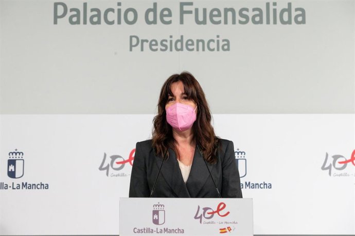 La portavoz del Gobierno de Castilla-La Mancha, Blanca Fernández,