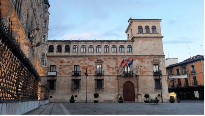 Edificio sede de la Diputación de León.