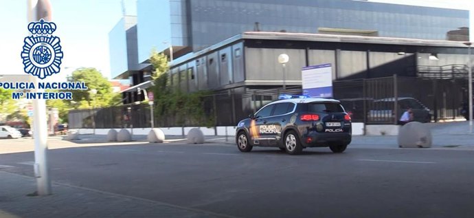 Policía Nacional, coche patrulla, zeta