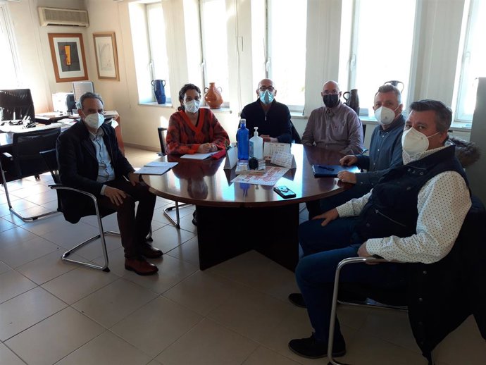 Reunión entre representantes del comité de empresa de Air Europa y el Govern balear.