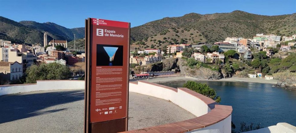 Señalización de espacios de memoria del Memorial Democrtic.